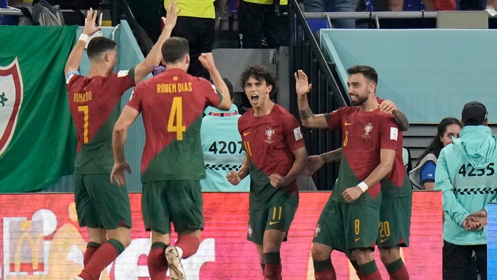 Portugalsko vstúpilo do MS víťazne. Všetko podstatné sa udialo po zmene strán. Ronaldo sa zapísal do histórie