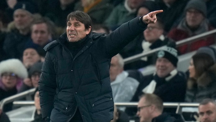 V kabíne Tottenhamu je dusno. Conte zanechal Richarlisonovi cez médiá nemilý odkaz