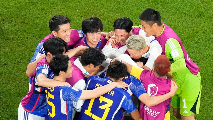 Nepredvídateľní Japonci s ďalšou senzáciou. V osemfinále bude zastúpený každý kontinent