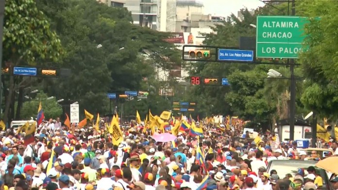 Masová demonštrácia.