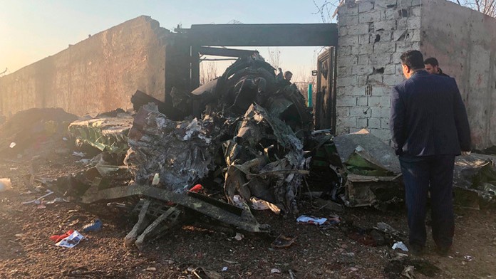 V Teheráne sa zrútilo ukrajinské lietadlo.