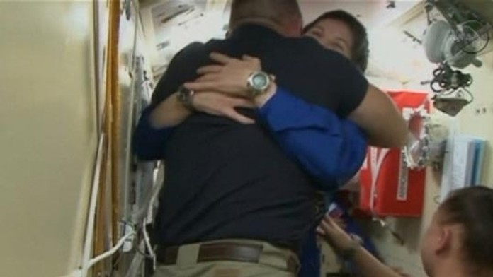 Na ISS dorazila návsteva.