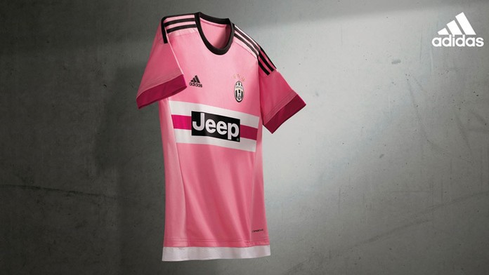 Hosťovský dres Juventusu Turín.