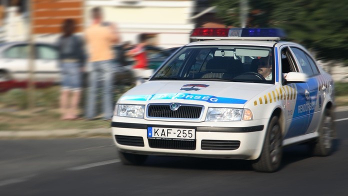 Polícia v Maďarsku (ilustračná snímka)