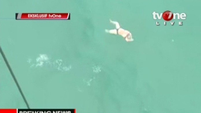 Mŕtve telo z lietadla AirAsia