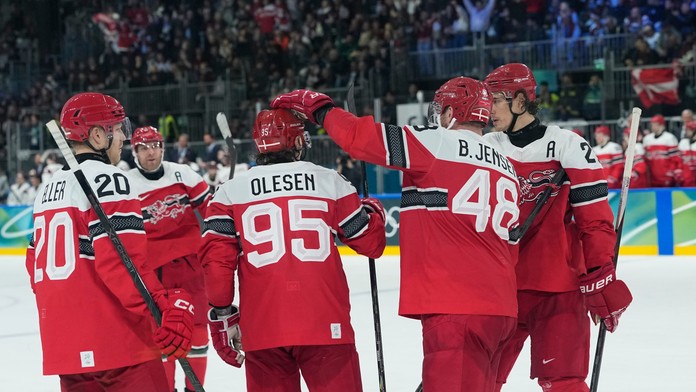 Dáni uspeli na záver skupinových bojov. Lotyši nevyužili šancu zabezpečiť si druhé miesto