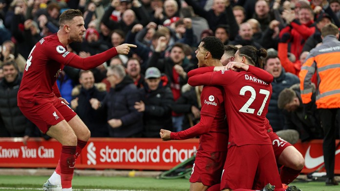 Ako tenis: Liverpool zrovnal Manchester so zemou. Diabli dostali viac gólov, než za posledný mesiac