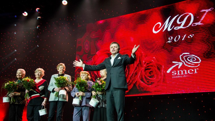 Kultúrne podujatie strany Smer-SD pri príležitosti MDŽ.