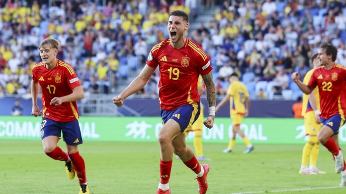 Rumuni proti Španielom siahali na senzáciu. Červená karta ich však za tri minúty pripravila o všetko