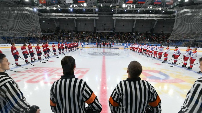 Pred zápasom na turnaji v Krasnojarsku.