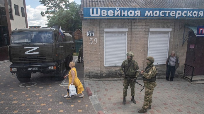 Ruský vojak v Melitopole sexuálne napadol neplnoleté dievča. Odplata partizánov prišla okamžite