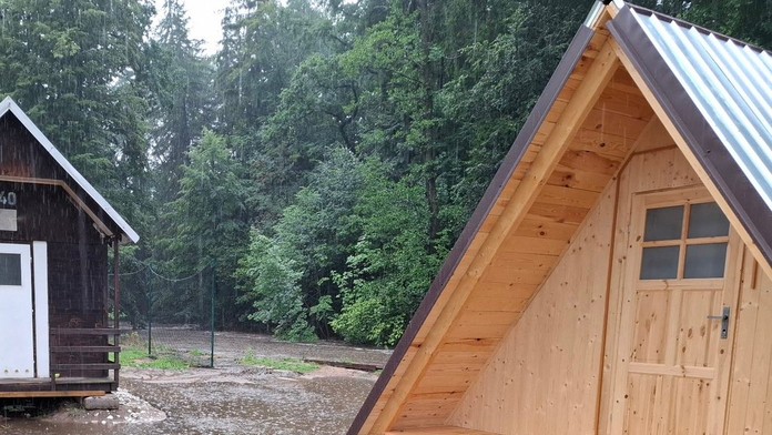 V Česku museli evakuovať detské tábory. Hrozilo, že ostanú odrezané od sveta