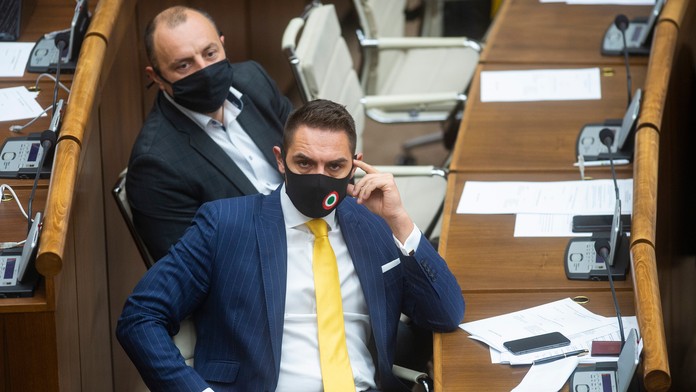 György Gyimesi (vpredu).