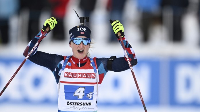 Nórska biatlonová hviezda ukončila svoju úspešnú kariéru. Po poslednom štarte sa dočkala prekvapenia