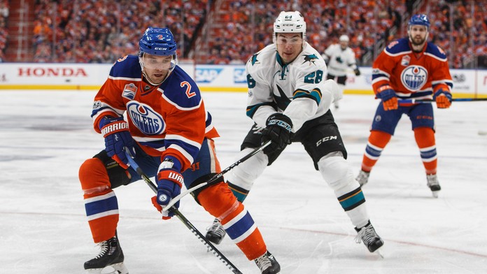 Edmonton so Sekerom vyhral nad San Jose 2:0, vyrovnal stav série na 1:1