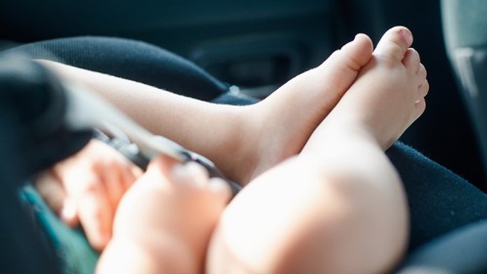 Kým on sledoval porno a hral videohry, jeho dcéra umierala v aute. Zabil som ju, priznal muž na súde