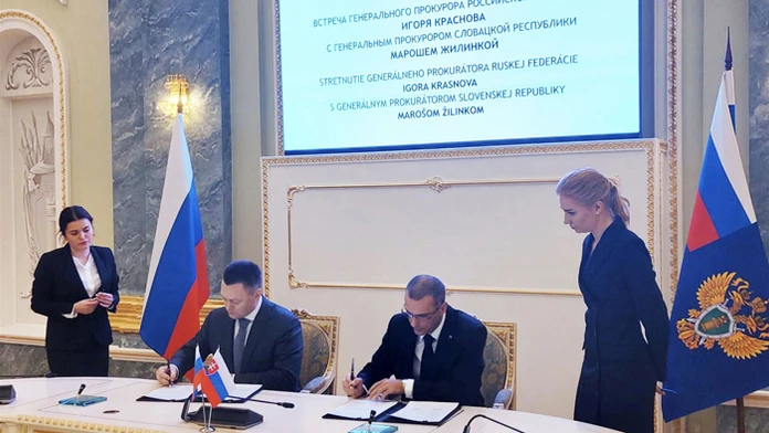 Ruský generálny prokurátor Igor Krasnov a jeho partner Maroš Žilinka.