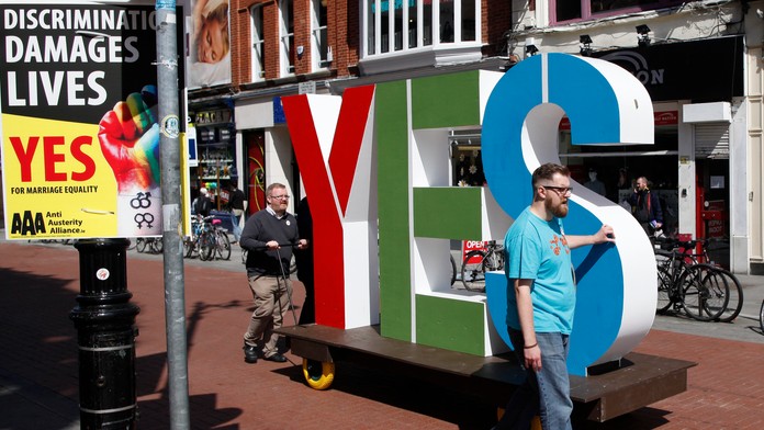 Kampaň pred referendom o homosexuálnych manželstvách v Írsku