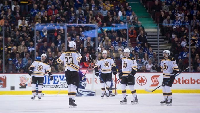 Slovenský obranca Zdeno Chára prispel v zámorskej NHL jedným gólom.