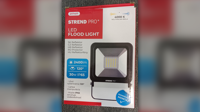 Nebezpečný LED reflektor.