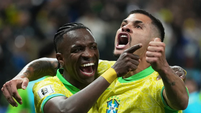 Pri domácom debute premiérové víťazstvo. Carlo Ancelotti priviedol Brazíliu k prvému úspechu