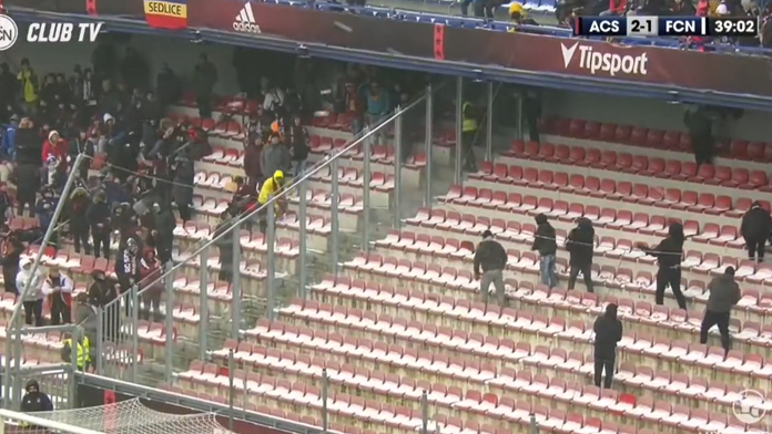 VIDEO: Guľovačka na tribúne počas zápasu? Prečo nie. Fanúšikovia Sparty a Norimbergu bavia svet