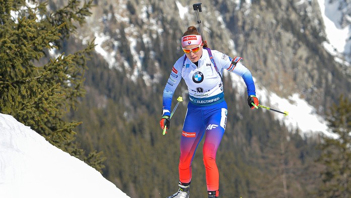 Blake Wheeler z Winnipegu oslavuje gól proti Los Angeles.