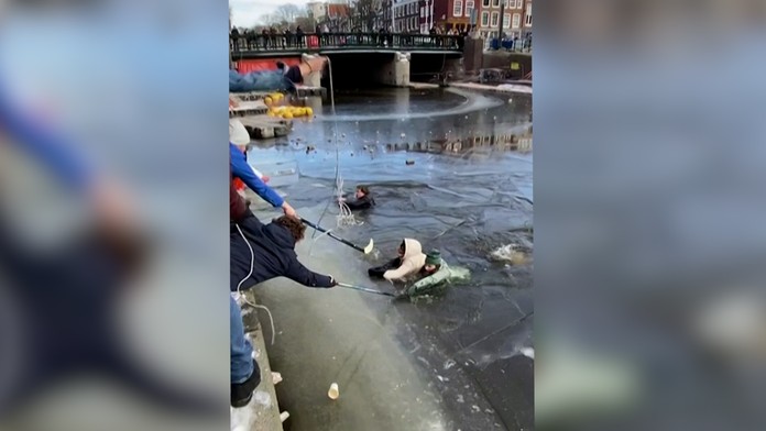 Emil sa nečakane prizná Marcelovi