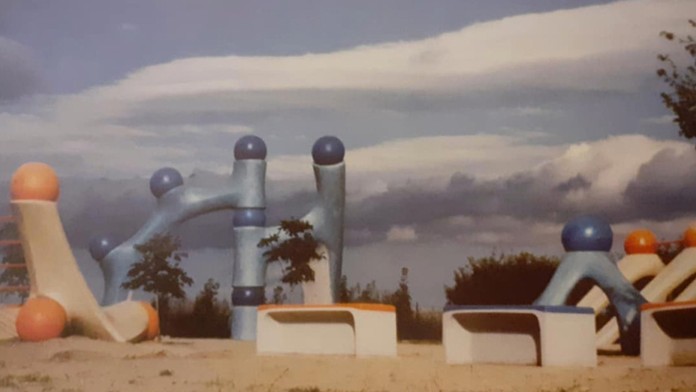 Dizajnérske preliezačky pri Triblavine.