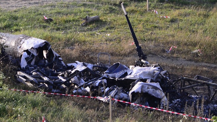 Vrak havarovaného vojenského vrtuľníka, ktorý sa zrútil pri obci Hradisko v okrese Prešov 