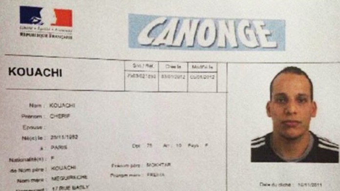 Podľa polície sú bratia pravdepodobne ozbrojení a nebezpeční.