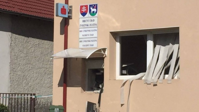 Ľudia počuli nad ránom výbuch.