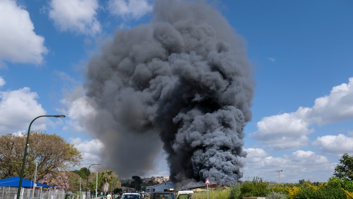 Izraelská armáda ohlásila útoky v Libanone