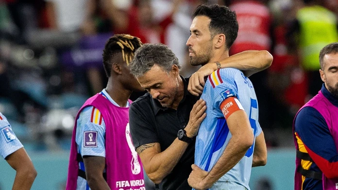 Končí svetový i európsky šampión. Busquets dal reprezentácii zbohom