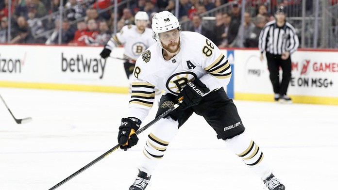 VIDEO: Boston trikrát prehrával, aj tak sa raduje z výhry. Pre Pastrňáka to je triumf roka