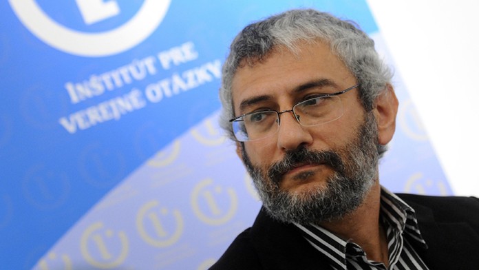 Gregorij Mesežnikov.