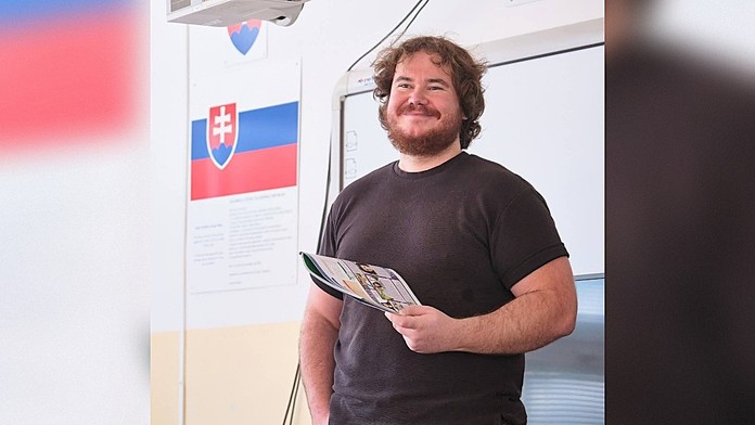 Učiteľ Andrej Klobušník učí dejepis inak. 
