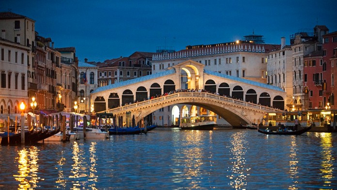 Poplatok 10 eur za vstup do mesta. Známa európska destinácia sprísňuje pravidlá