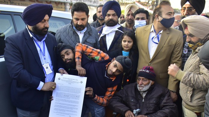 Siamské dvojčatá Sohna a Mohna Singhovci.