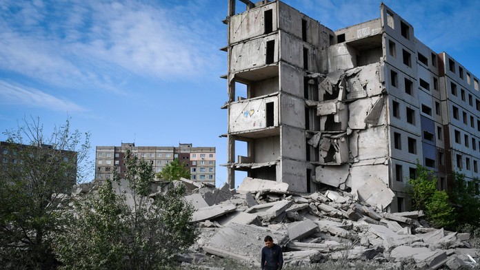 Pri raketovom útoku na východoukrajinské mesto Sloviansk zahynulo šesť ľudí