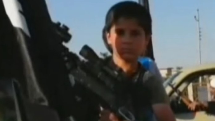 Z malých chlapcov sa stanú samovražední atentátnici