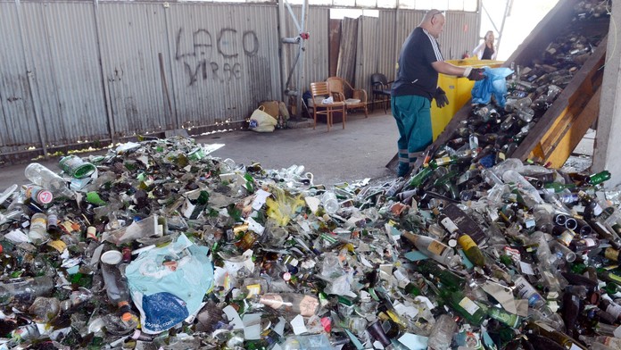 Triedenie odpadu - ilustračná foto