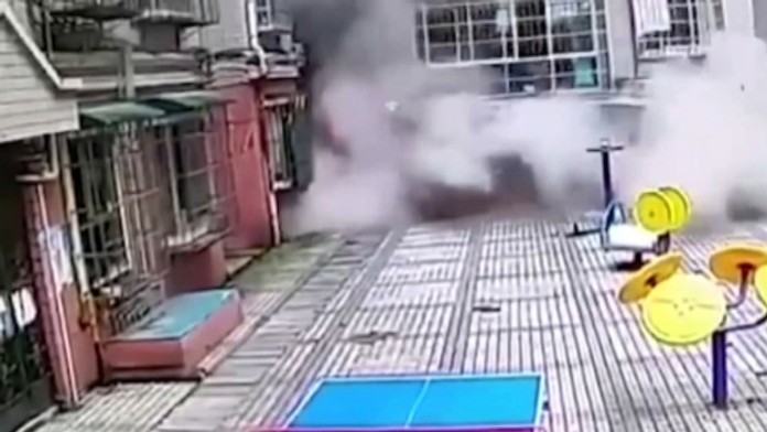 Kolaps budovy v Číne