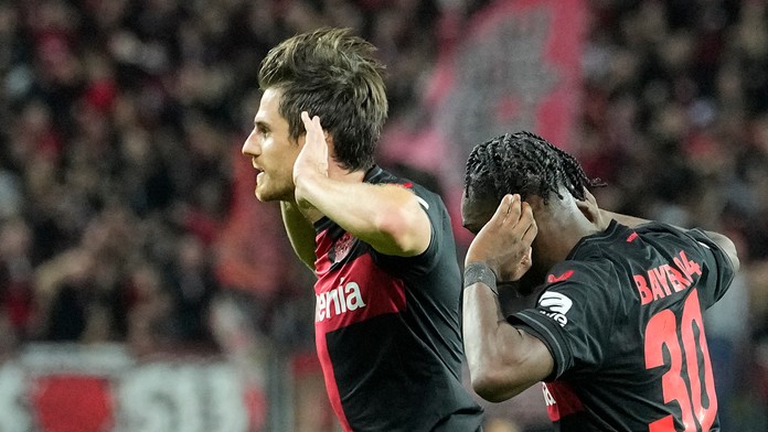 Jonas Hofmann sa raduje z gólu