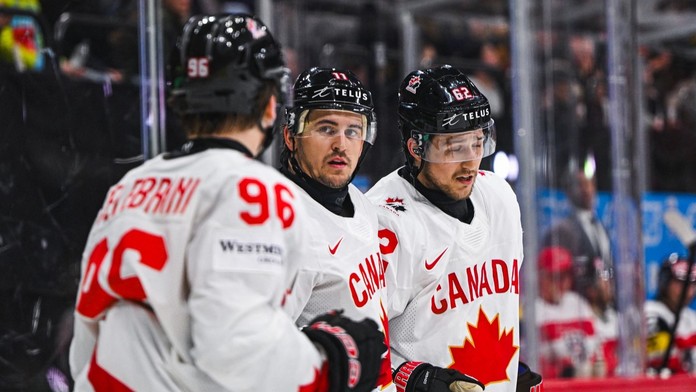 Po nevýraznej prvej tretine to bola jednoznačná záležitosť. Kanada zdolala aj Rakúsko