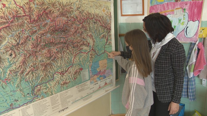 Vyučovanie sa výrazne skomplikovalo učiteľom aj deťom. Ukrajinskí žiaci sú často v mysli so svojimi blízkymi