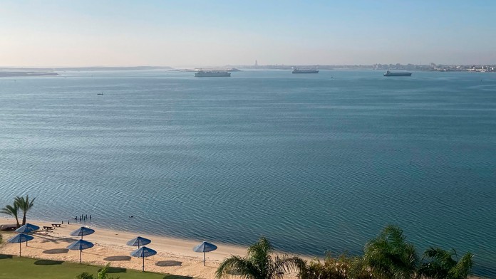 Kolóna v Suezskom prieplave