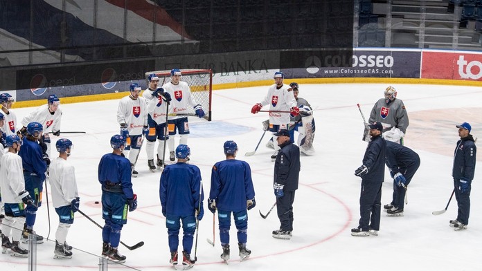 Snímka z tréningu slovenskej hokejovej reprezentácie pred Švajčiarskym pohárom.