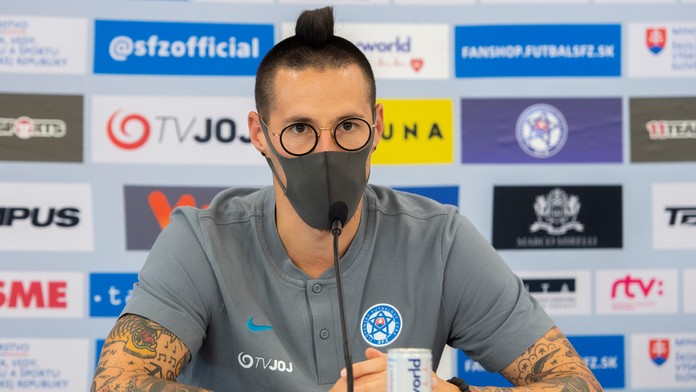 Kapitán slovenskej reprezentácie Marek Hamšík počas tlačovej konferencie pred kvalifikačnými zápasmi.