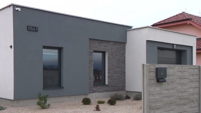 Saúl Ňíguez z Atlética Madrid oslavuje gól v prvom osemfinále LM proti Liverpoolu.